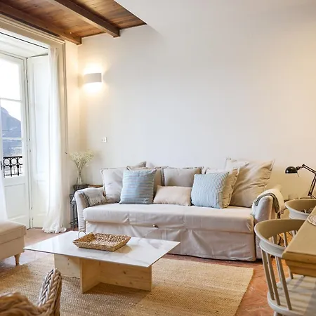 Il Porticciolo - Lakefront Apartamento Fiumelatte